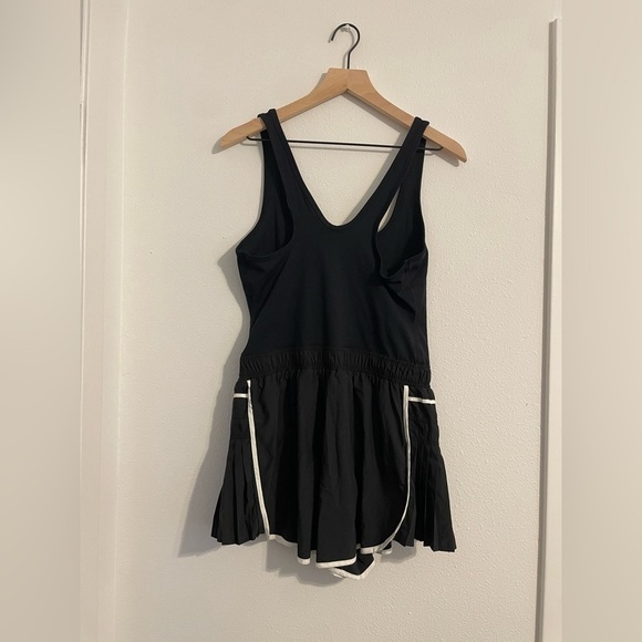 NWOT Free People Movement Easy Tiger Shortsie - Picture 4 of 6